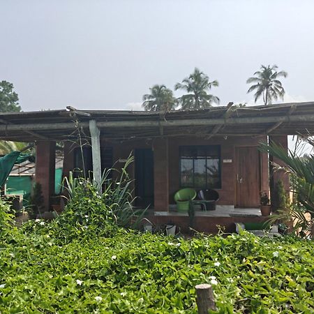 Nakshatra Beach Stay Гокарна Экстерьер фото